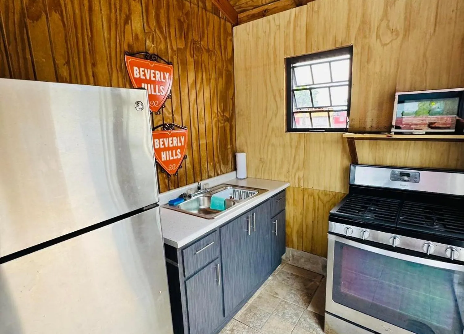 De Las Santas Camper Cabo Rojo